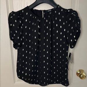 28th and Park Women’s Black and Silver Blouse